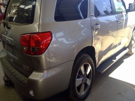 2008 TOYOTA, SEQUOIA, SILVER, SR5, AT, 2WD,    Z25128